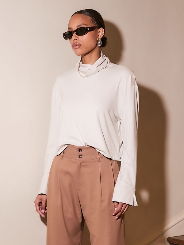 Blake Cropped Turtleneck - Bone