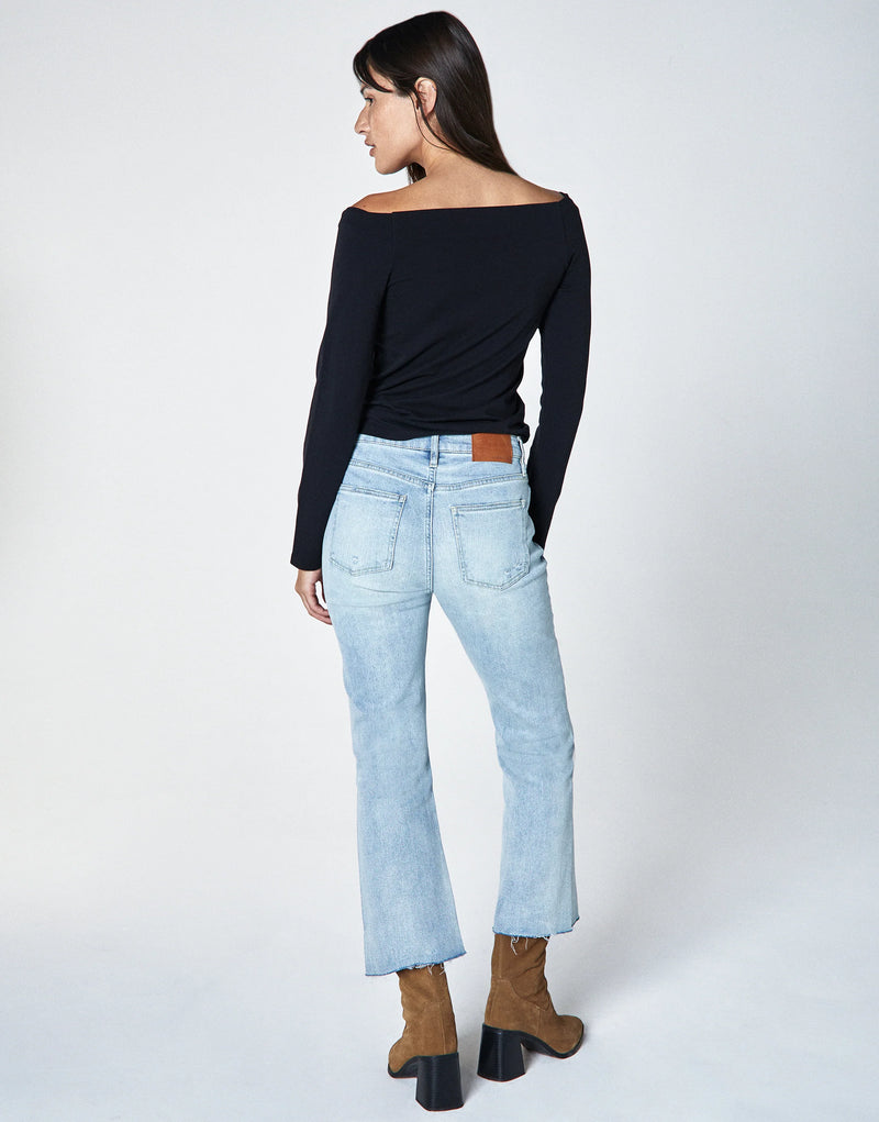 Marlow Mid-Rise Cropped Demi Flare  - Bend